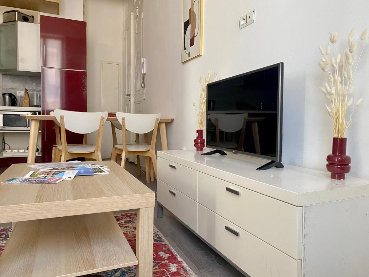 Le botta charmant deux pièces plein centre Menton Extérieur photo